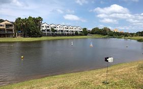 Gulf Harbour Guest House Apartment